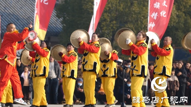 西平縣舉行大銅器展演暨“移風(fēng)易俗·春風(fēng)送崗”活動(dòng)